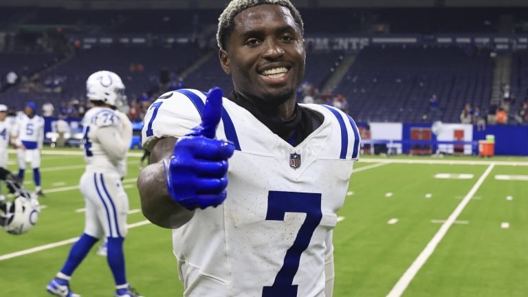 Les Colts promeuvent WR Laquon Treadwell sur la liste pour le match contre les Bills